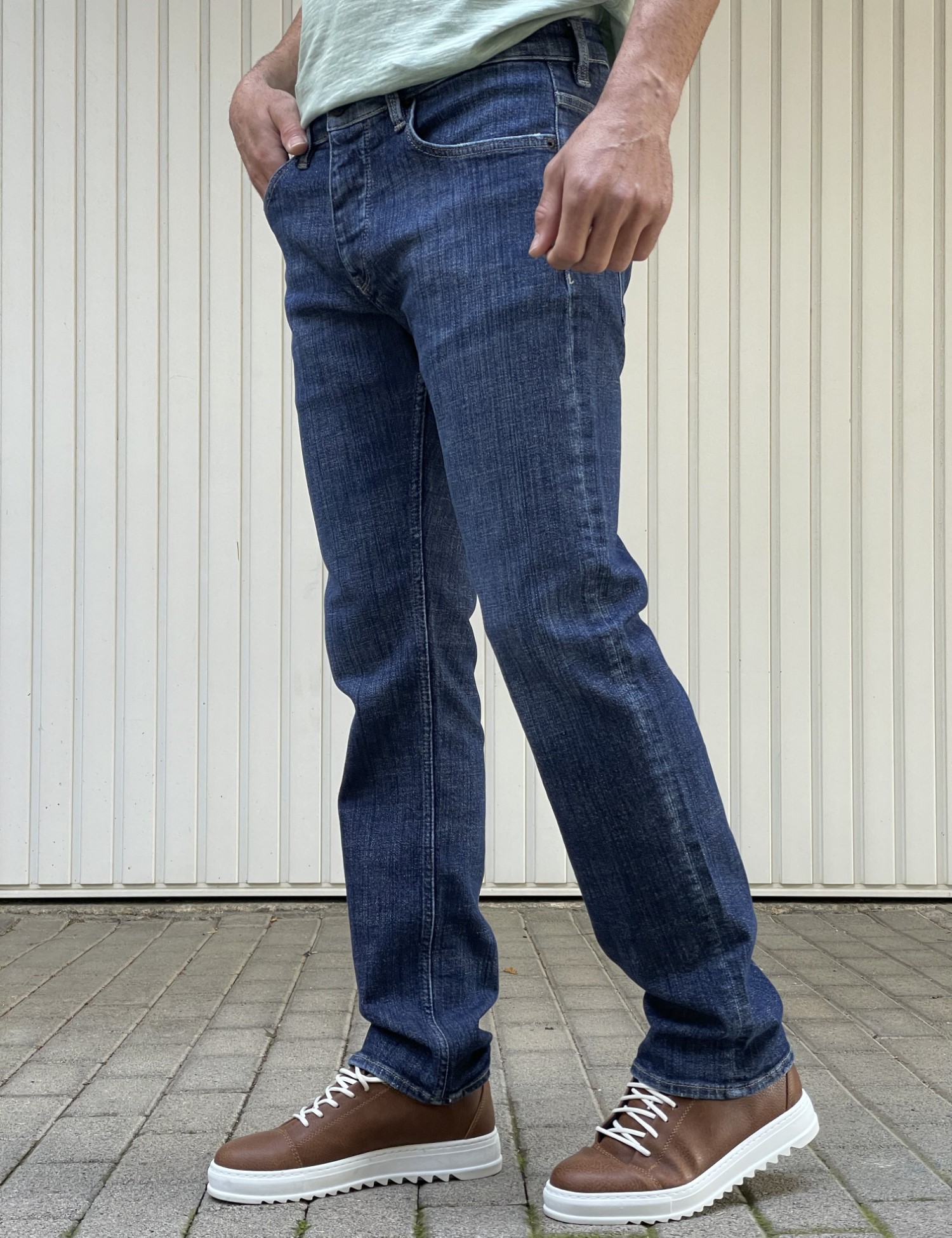 Ανδρικό μπλε τζιν σε ίσια γραμμή με κουμπιά GB5476 φωτογραφία